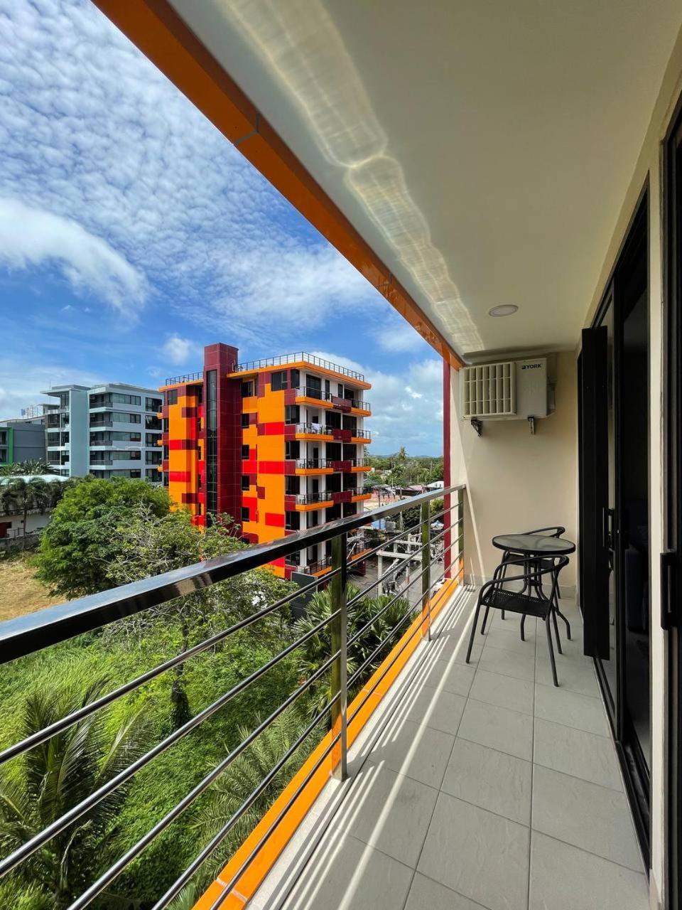 Naiharn Pearl Condo Hotel By Villacarte Nai Harn Habitación foto
